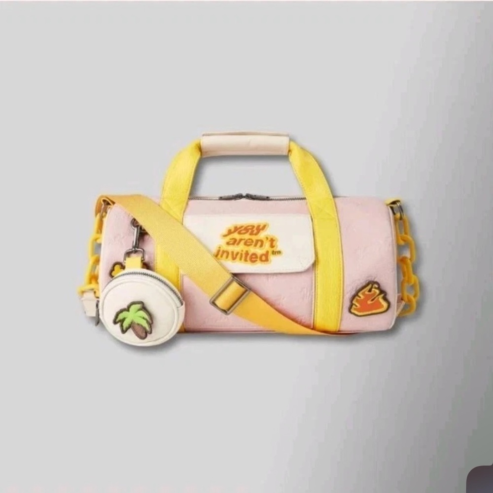 Hyde Park Friends & Family Travel Duffle Bag